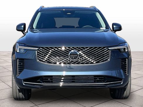 New 2026 Volvo XC90 T8 Plus w/ Protection Package Premier image 5