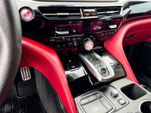 Used 2022 Acura MDX A-Spec image 18