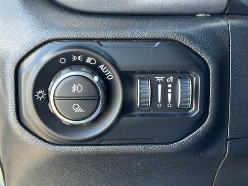 Used 2021 Jeep Gladiator Mojave AWD/4WD image 18