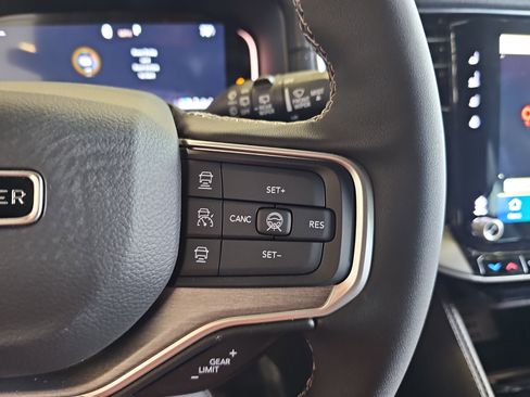 New 2026 Jeep Grand Wagoneer 4WD image 19