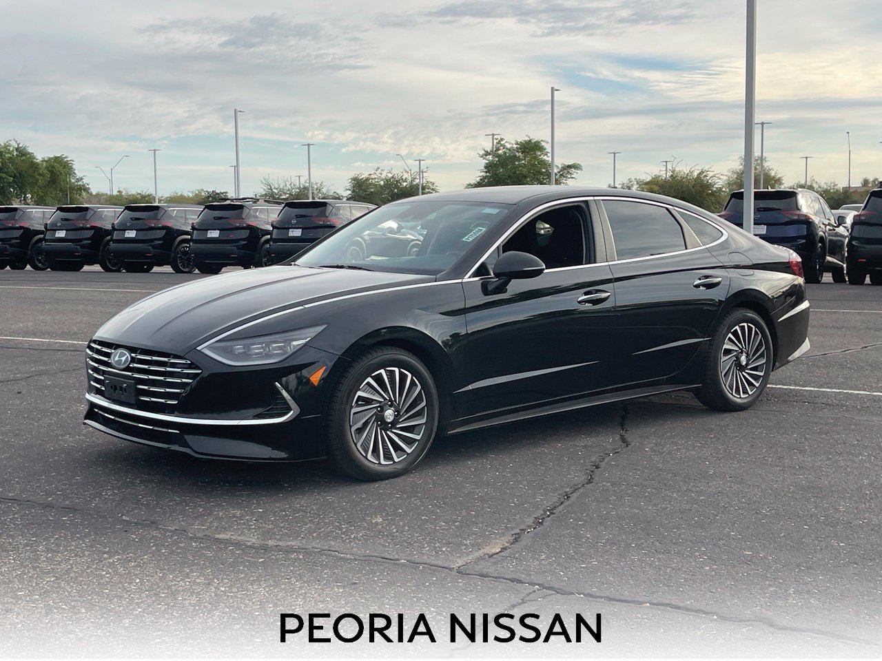 Used 2023 Hyundai Sonata SEL w/ Cargo Package FWD image 1