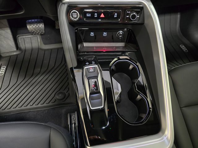 Certified 2025 Audi Q5 Premium Plus w/ Premium Plus AWD/4WD image 24