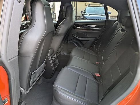 Used 2024 Porsche Macan 4 Electric w/ Sport Chrono Package AWD/4WD image 26