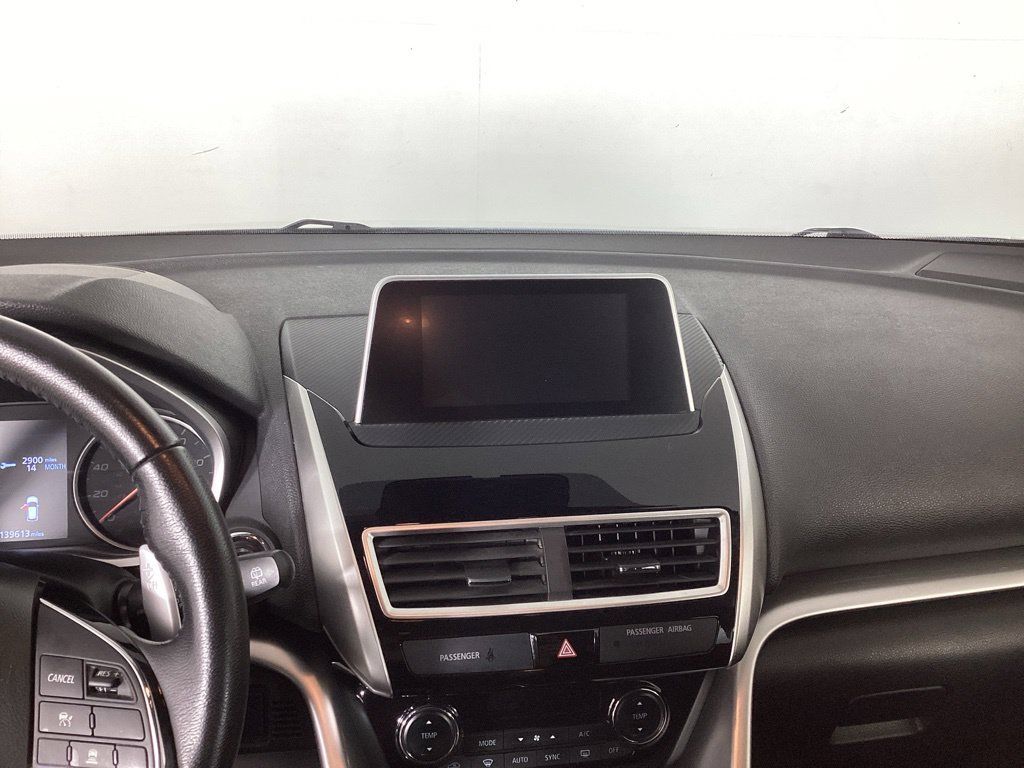 Used 2018 Mitsubishi Eclipse Cross SEL AWD/4WD image 18