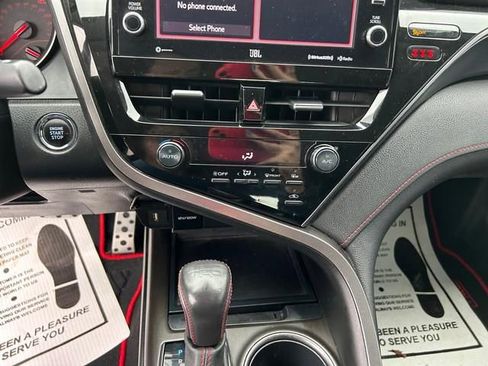 Used 2022 Toyota Camry TRD w/ TRD Package w/JBL Audio image 19