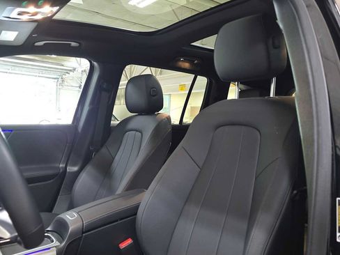 Used 2026 Mercedes-Benz GLB 250 4MATIC image 21