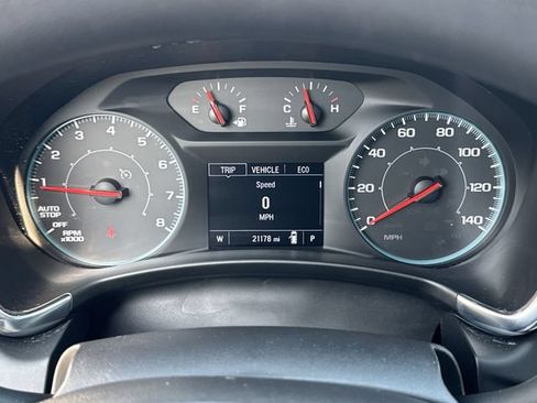 Used 2023 Chevrolet Equinox LS FWD image 12