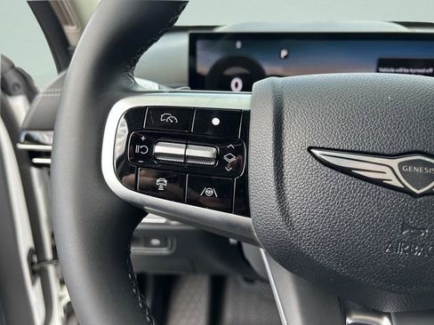 Used 2026 Genesis GV80 2.5T image 31