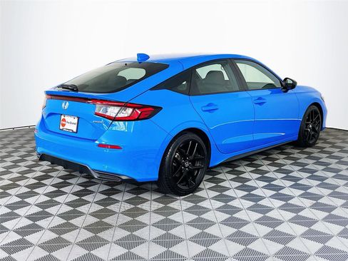 Used 2025 Honda Civic Sport image 9