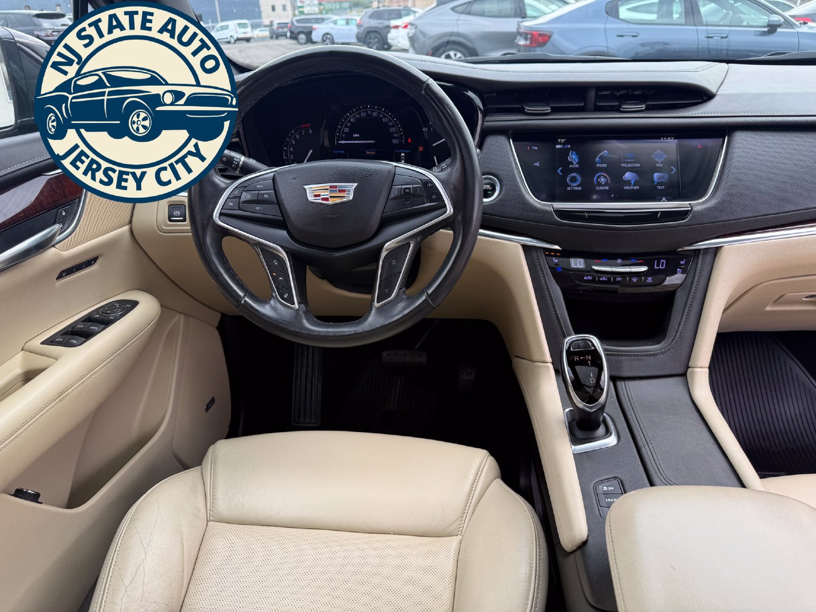 Used 2018 Cadillac XT5 Premium Luxury w/ Driver Assist Package AWD/4WD image 20