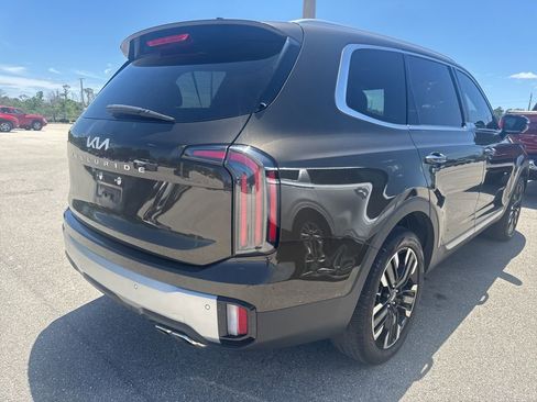 Used 2024 Kia Telluride SX image 3
