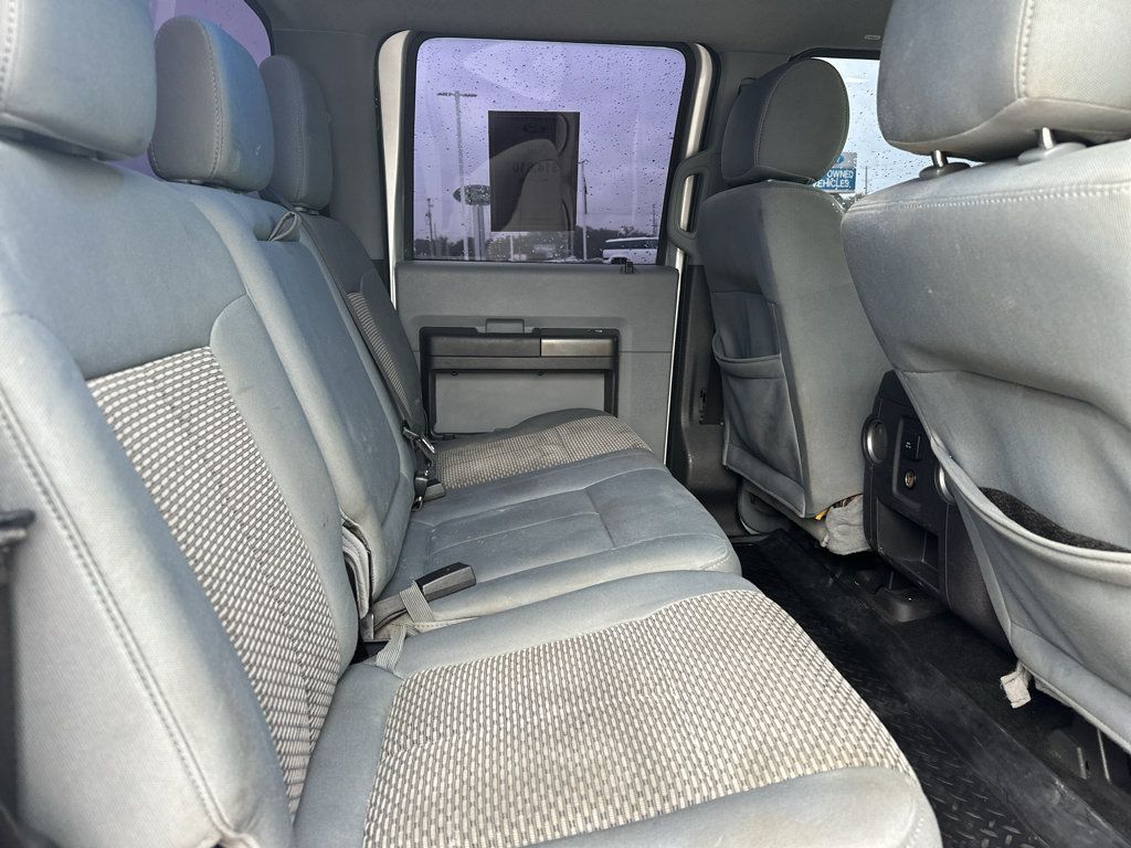 Used 2013 Ford F250 XLT w/ Chrome Pkg AWD/4WD image 5