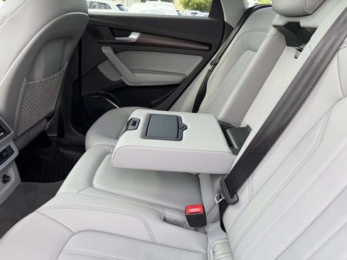 Certified 2023 Audi Q5 2.0T Premium w/ Convenience Package AWD/4WD image 13