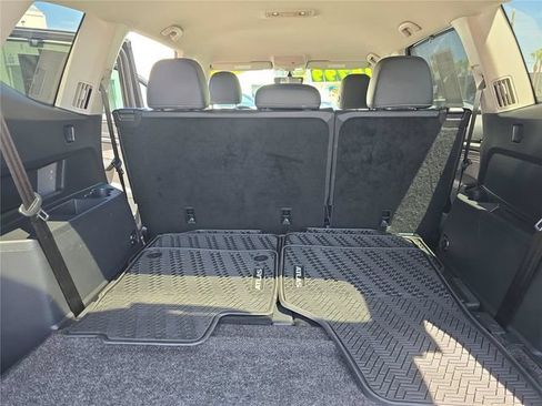 Used 2023 Volkswagen Atlas SE FWD image 27