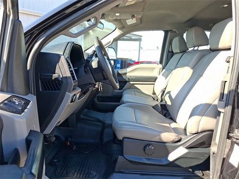 Used 2021 Ford F550 4x4 SuperCab Super Duty image 13