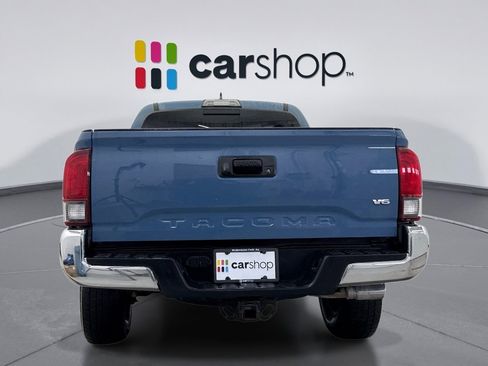 Used 2019 Toyota Tacoma TRD Off-Road image 4