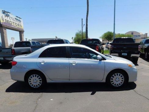 Used 2013 Toyota Corolla LE image 7