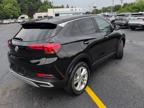 Used 2022 Buick Encore GX Preferred w/ Cold Weather Comfort Package FWD image 5