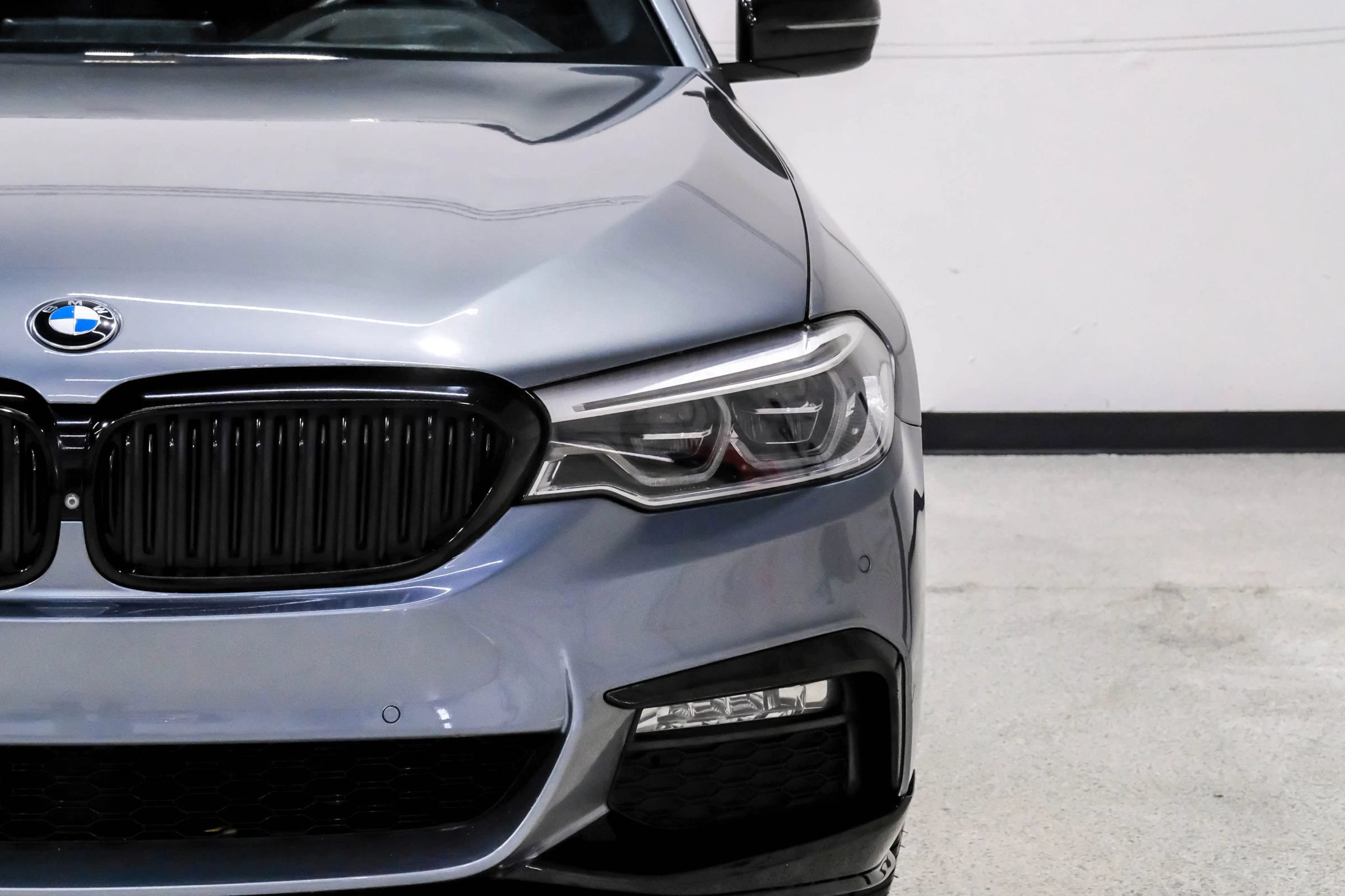 Used 2017 BMW 540i RWD image 62