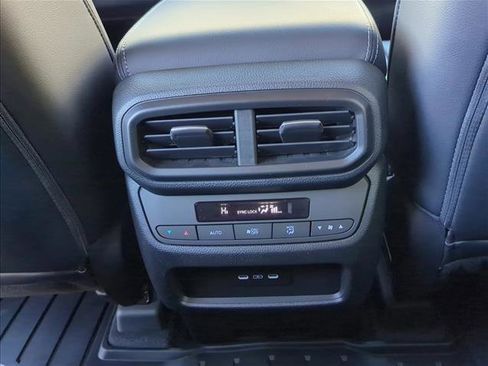 New 2025 Honda Pilot EX-L image 17