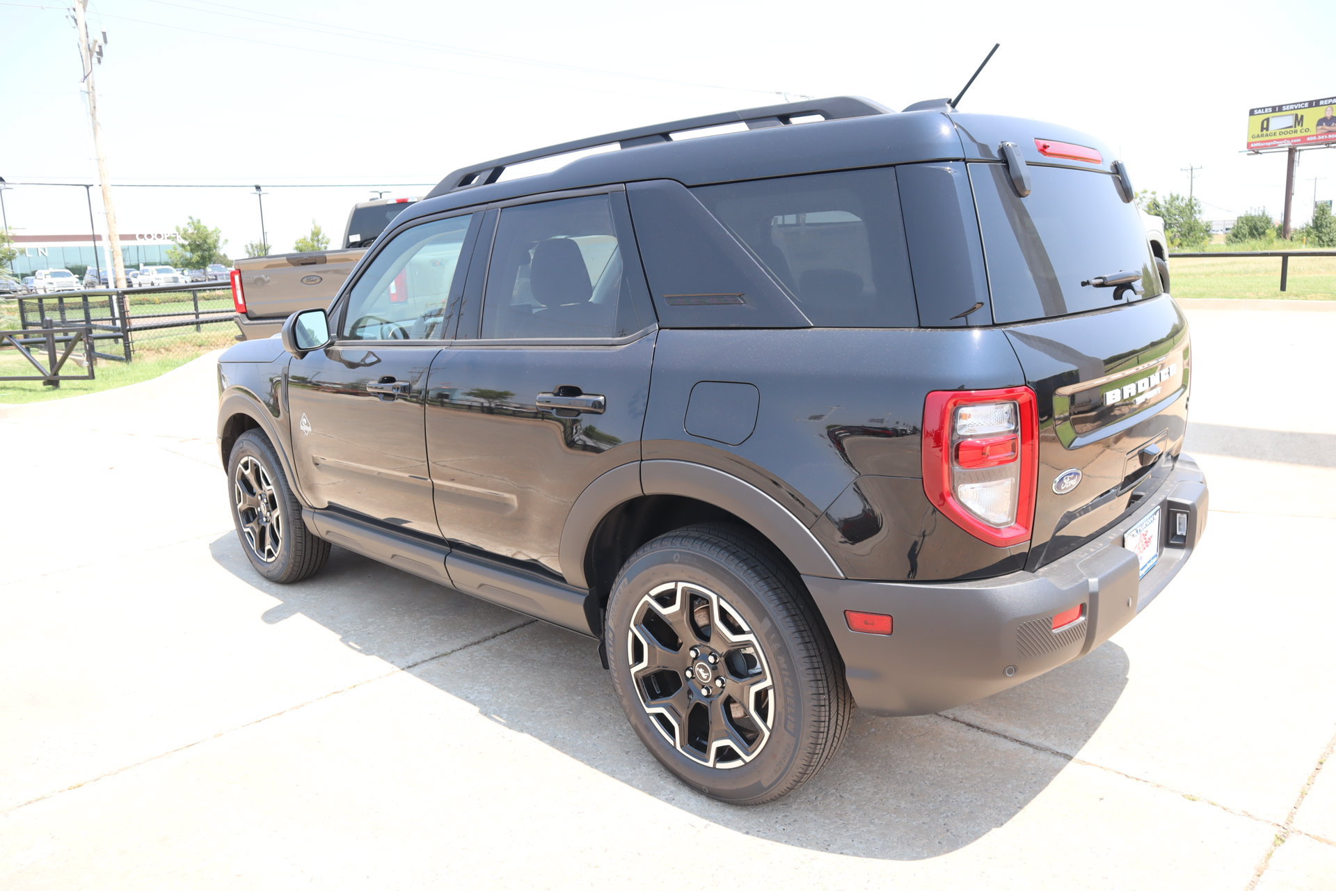 New 2025 Ford Bronco Sport Outer Banks w/ Outer Banks Tech Package+ AWD/4WD image 24