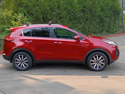 Used 2017 Kia Sportage EX w/ Paint Protection Package AWD/4WD image 3