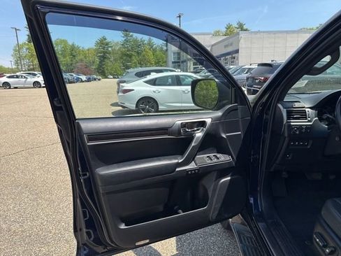 Used 2022 Lexus GX 460 Premium w/ Premium Plus Package AWD/4WD image 10