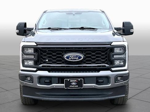 Certified 2024 Ford F250 Lariat w/ Lariat Ultimate Package AWD/4WD image 4