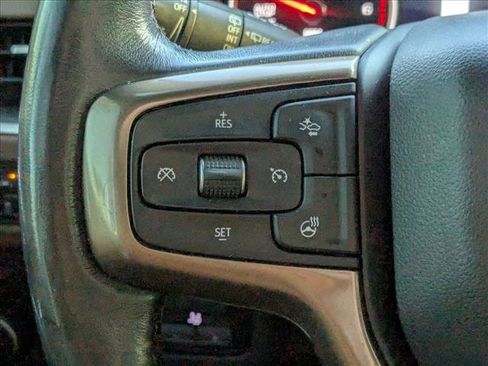 Used 2021 Chevrolet Suburban High Country w/ Premium Package image 4