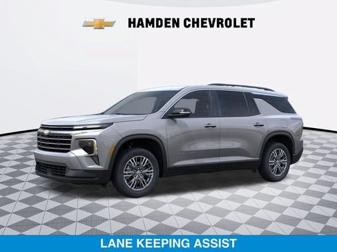 New 2026 Chevrolet Traverse LT w/ Driver Confidence Package AWD/4WD image 2
