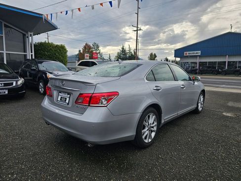 Used 2011 Lexus ES 350 image 7