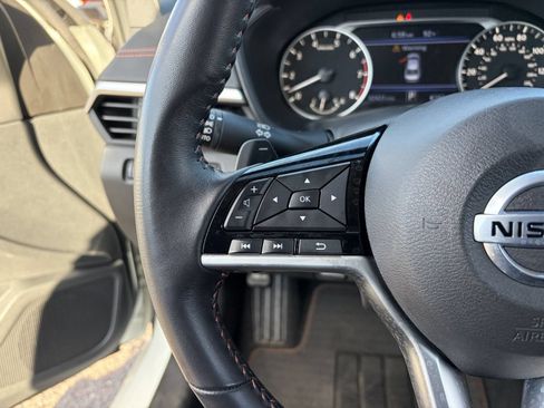 Used 2021 Nissan Altima 2.5 SR w/ SR Premium Package FWD image 25