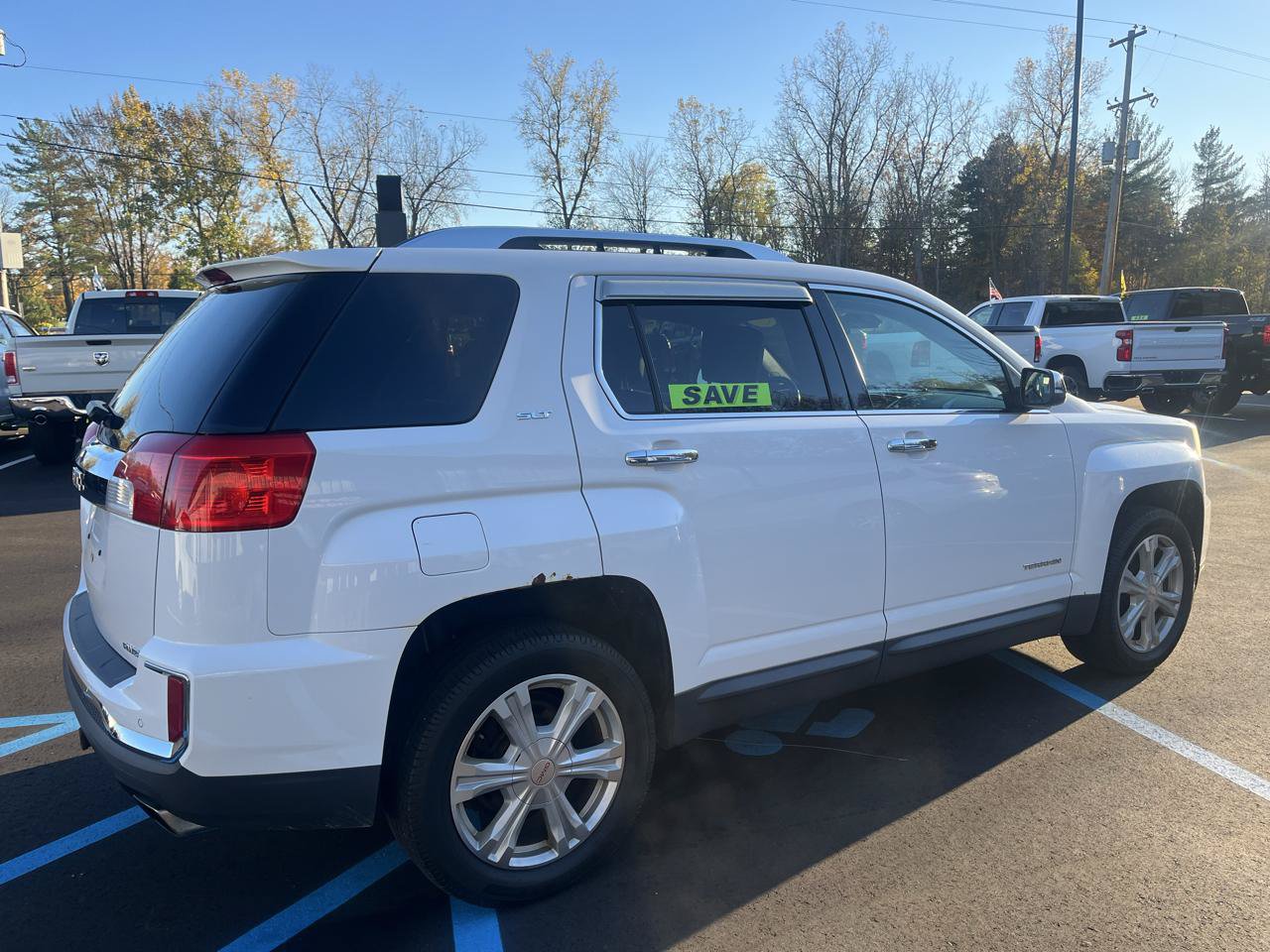 Used 2017 GMC Terrain SLT w/ Open Road Package AWD/4WD image 3