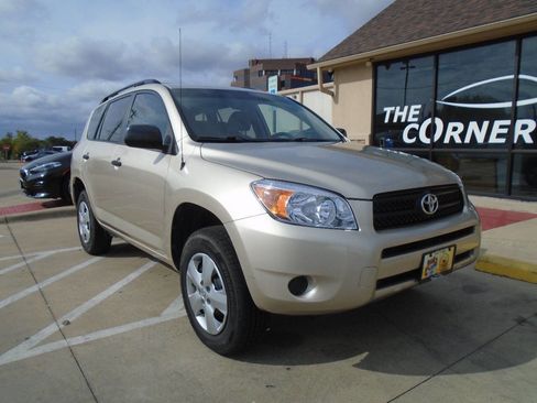 Used 2008 Toyota RAV4 2WD image 1