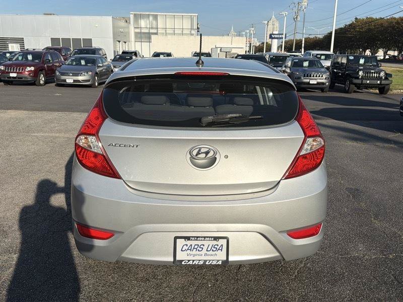 Used 2012 Hyundai Accent SE FWD image 7