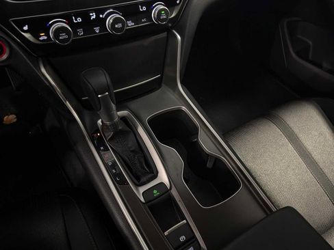 Used 2020 Honda Accord EX image 8
