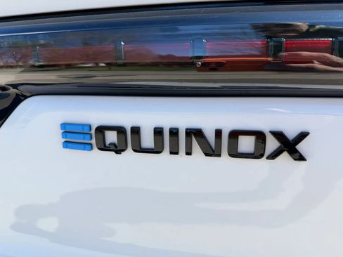 Used 2025 Chevrolet Equinox EV LT w/ LPO, Blackout Package image 11