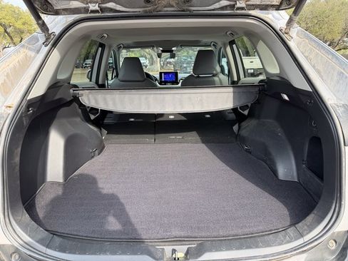Used 2024 Toyota RAV4 XLE Premium image 19