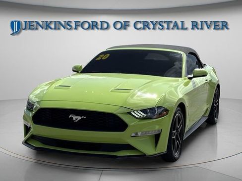 Used 2020 Ford Mustang Premium image 3