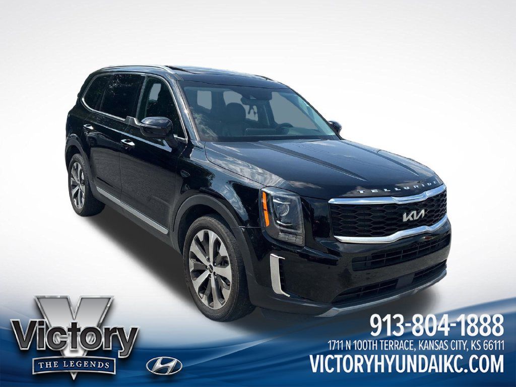Used 2022 Kia Telluride S AWD/4WD image 2