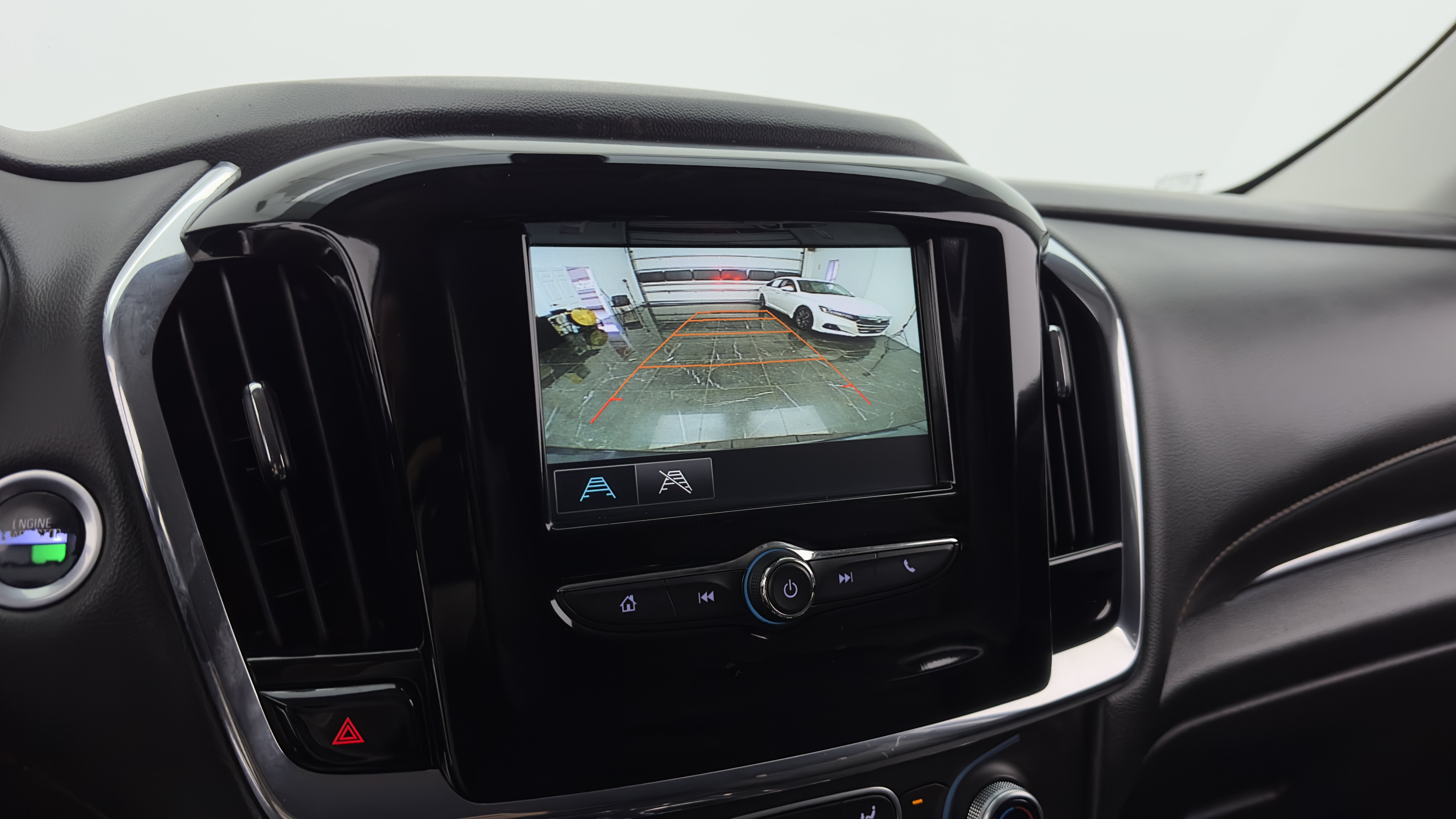 Used 2018 Chevrolet Traverse LS FWD image 19