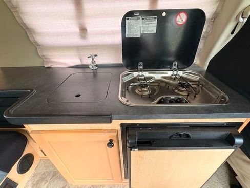 Used 2010 Ford E-150 and Econoline 150 RWD image 13