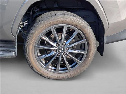 Used 2023 Lexus LX 600 F Sport image 23