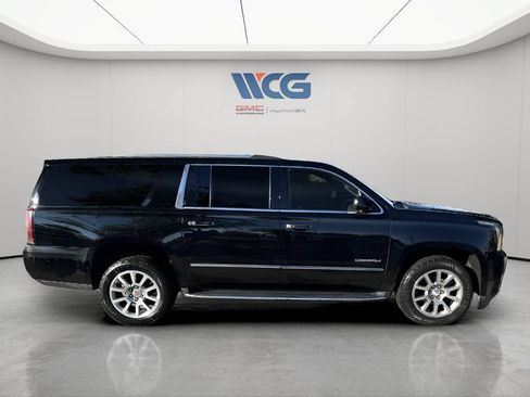 Used 2019 GMC Yukon XL Denali AWD/4WD image 2