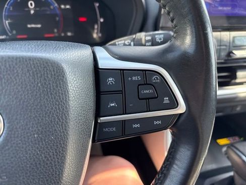 Used 2024 Toyota Grand Highlander XLE image 21