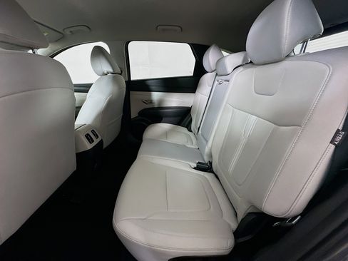 Used 2025 Hyundai Tucson SEL FWD image 26