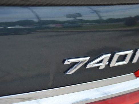 Used 2016 BMW 740i RWD image 7