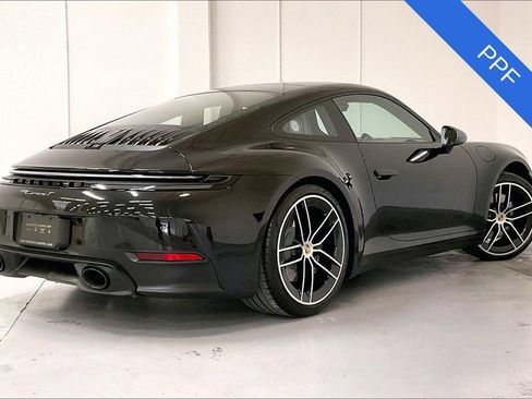 Used 2025 Porsche 911 Carrera T image 4