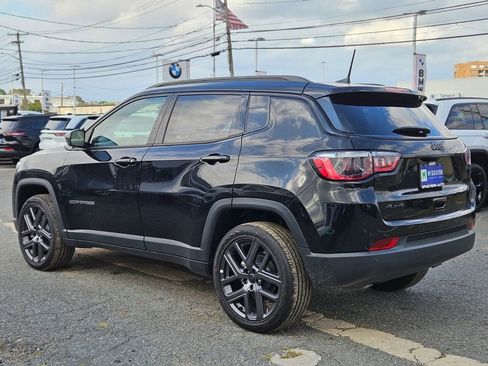 New 2025 Jeep Compass Limited w/ Sun & Sound Group image 3