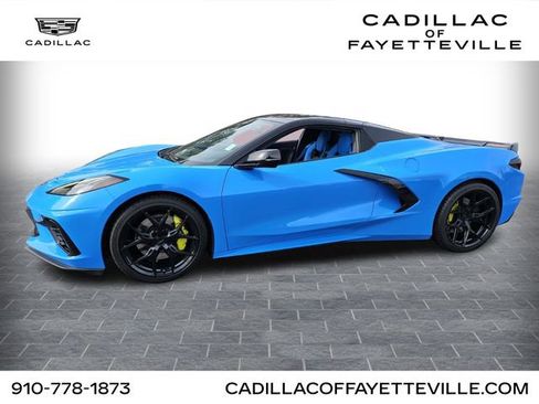 Used 2022 Chevrolet Corvette Stingray Premium Conv w/ Z51 Performance Package image 1